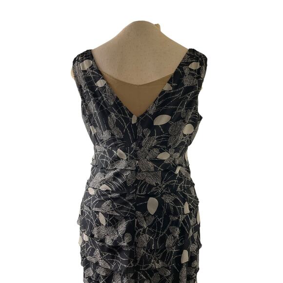 Jones Wear‎ Dress 12 Black White Floral Tiered Ruffle Sleeveless Mid-Length - Picture 13 of 14